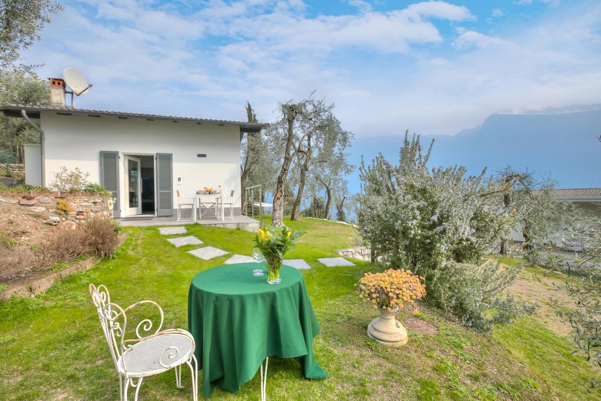Relais Nanzello Garda Living 1 And 2 Villa Limone sul Garda Buitenkant foto